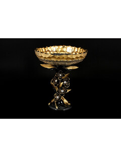 Ваза для фруктов на высокой ножке