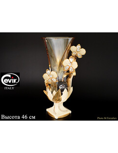 Ваза для цветов на квадратной ножке 46 см