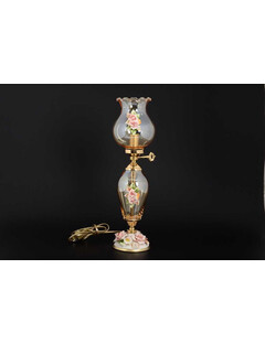 Лампа желтая с цветком